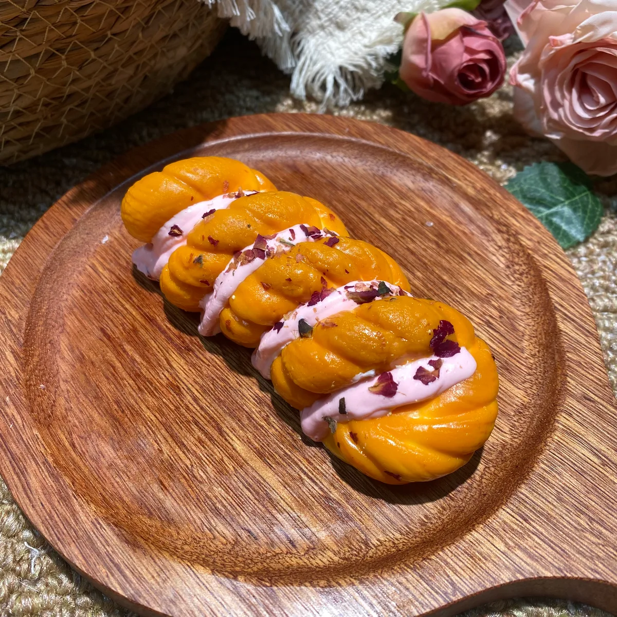 Berry-Rose Filled Dough Twist Squishy Toy - image 1