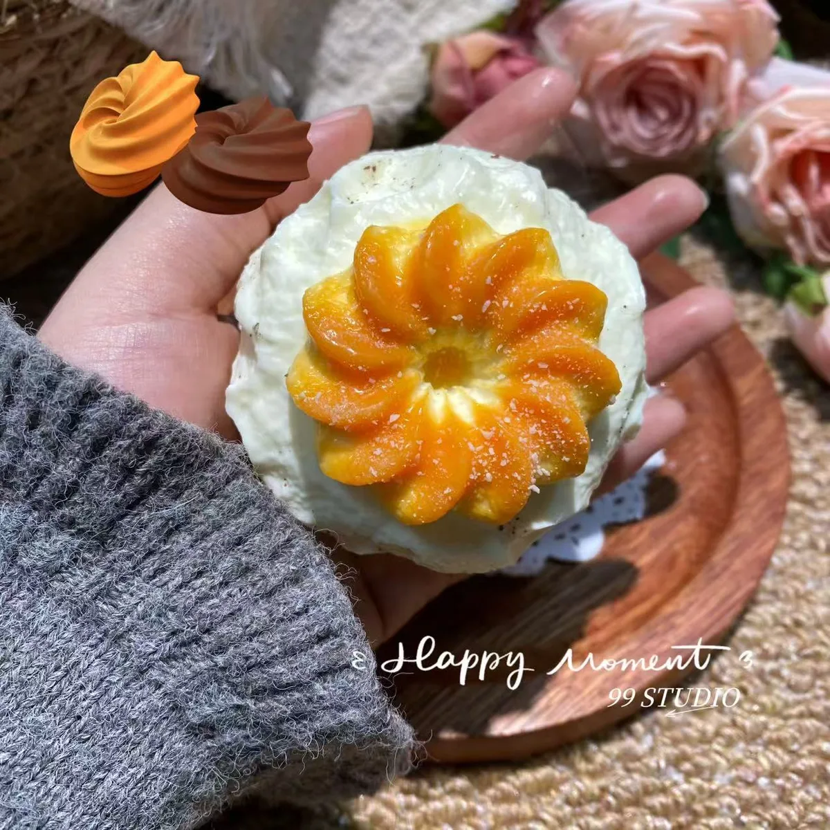 Cookie Cream Cake Squishy Toy - image 1
