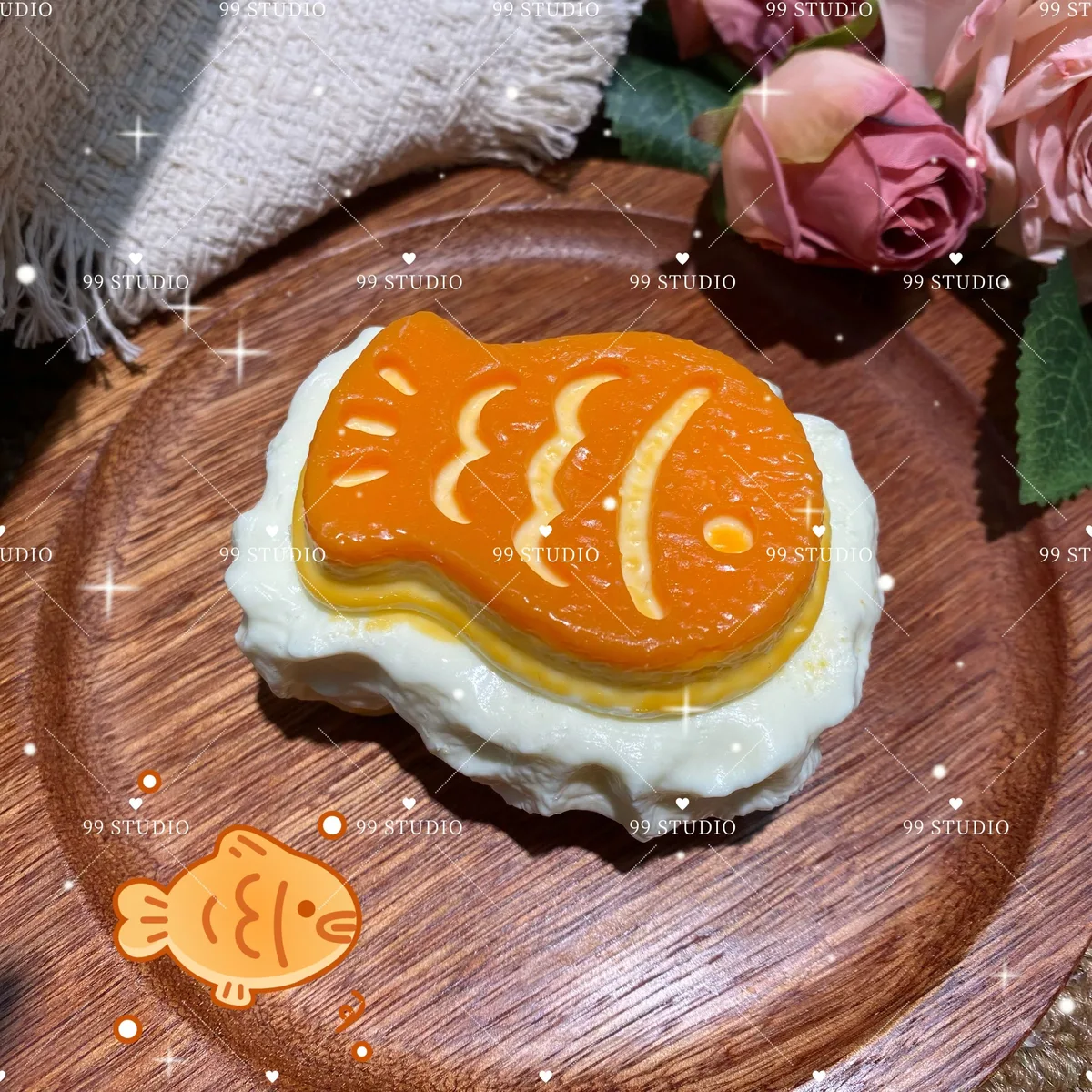 Japanese Cream Taiyaki Squishy Toy - image 1