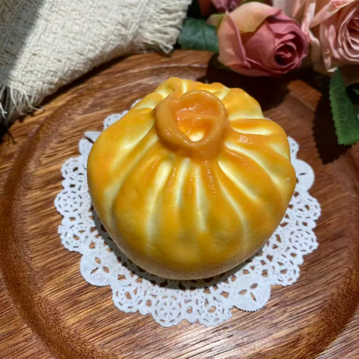 Super Big Steamed Bun Squishy Toy - image 1