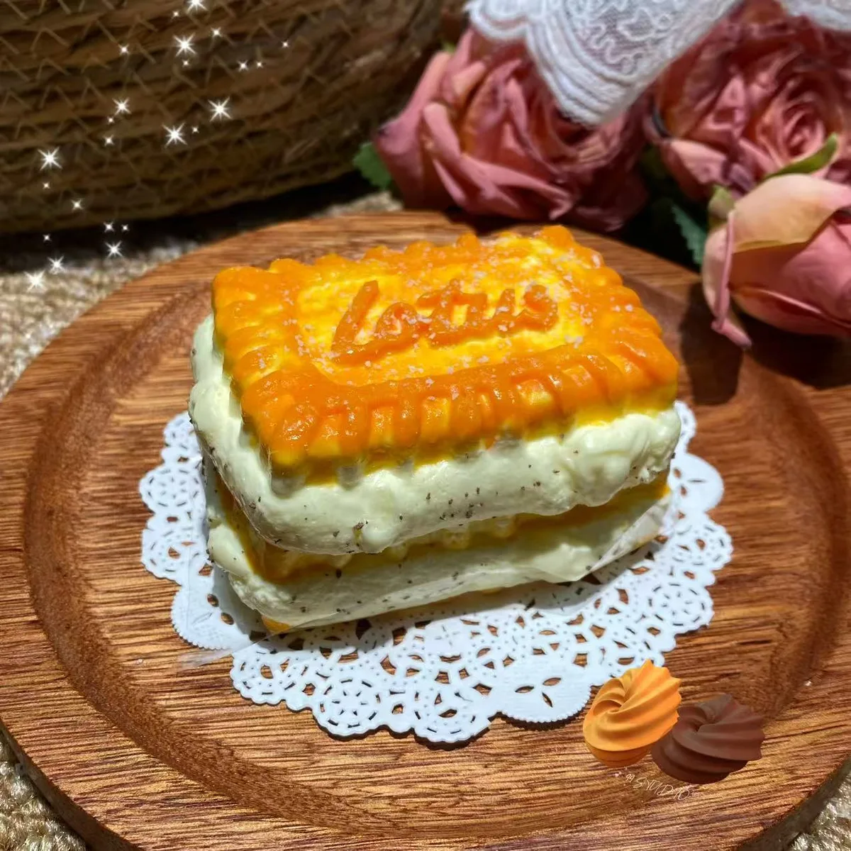 5-Layer Lotus Cream Cake Squishy Toy - image 1