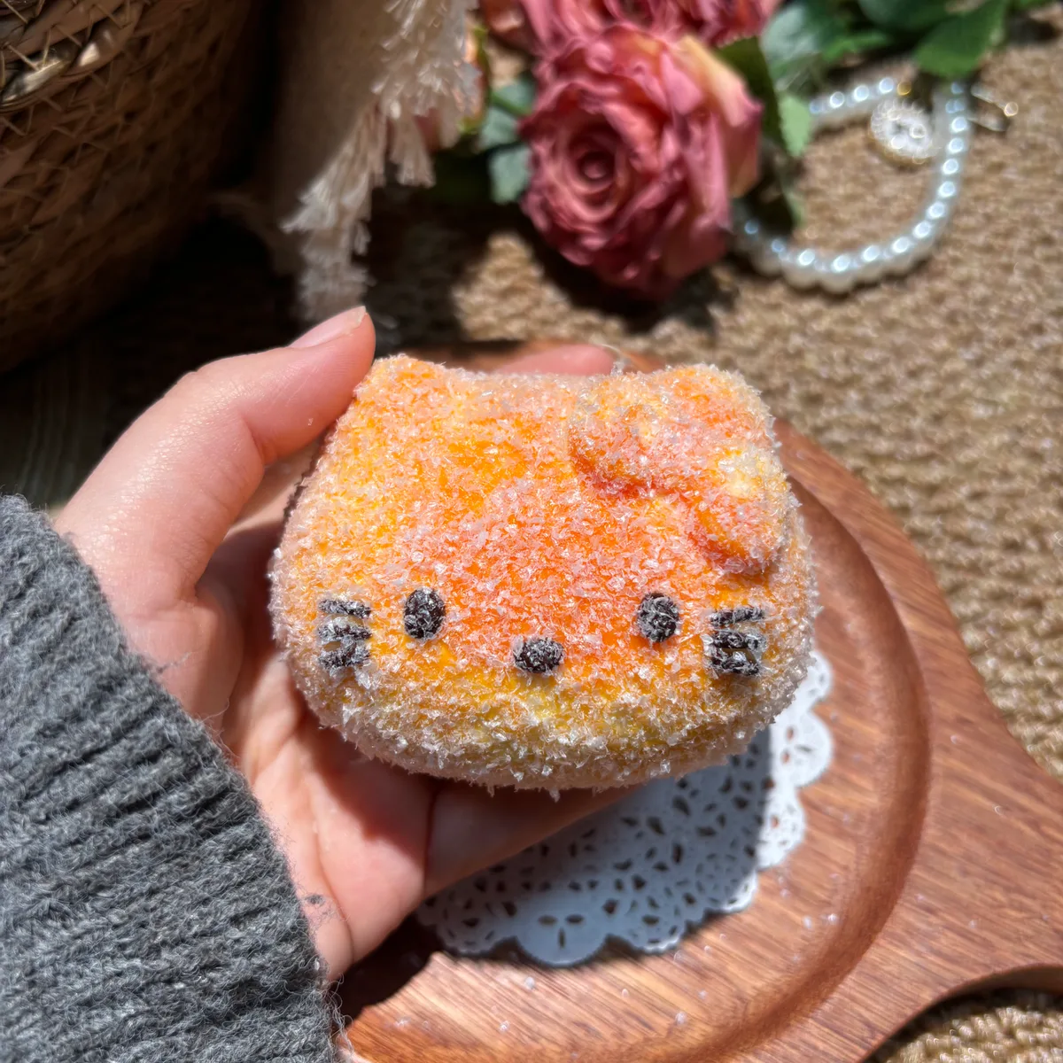 Cute Kitty Head Bread Squishy Toy - image 1