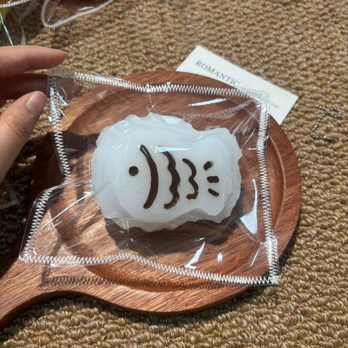 Snow Skin Taiyaki Squishy Toy - image 1