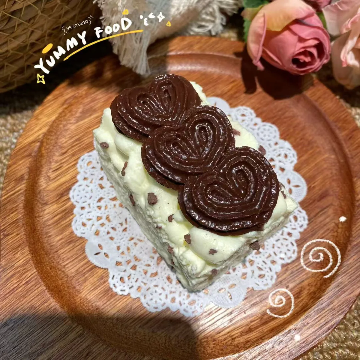 Chocolate Heart Cookie Cream Cake Squishy Toy - image 1