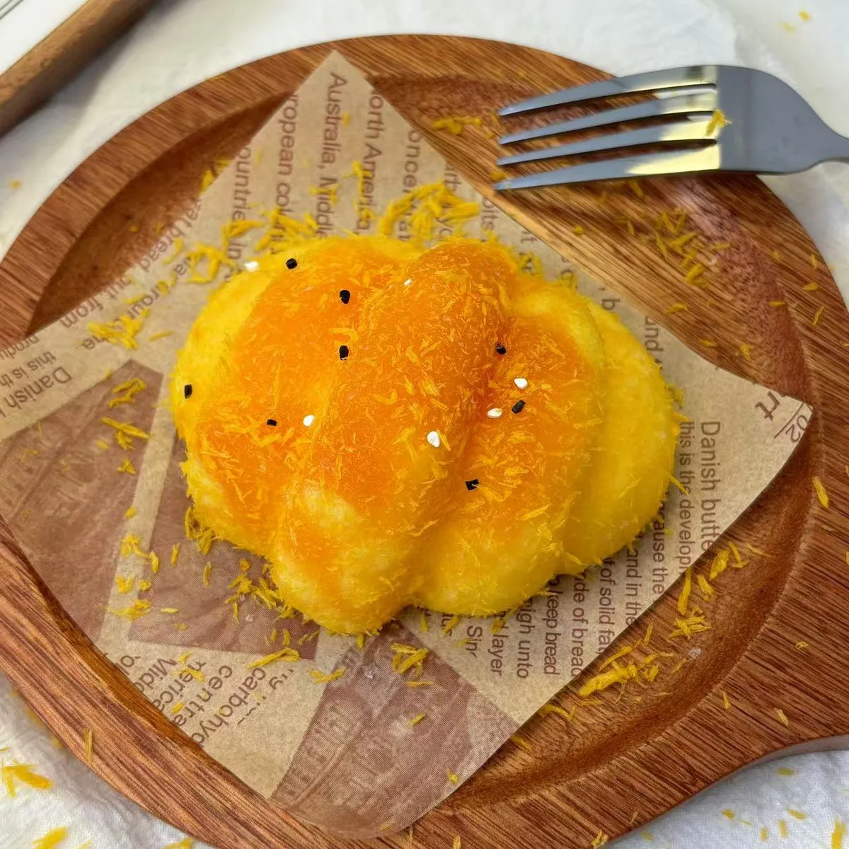 Fried Piggy Bun Squishy Toy - image 1